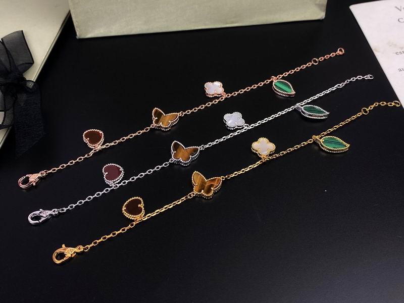 Van Cleef & Arpels bracelet 12yxq05